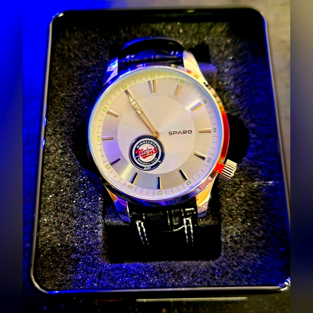 Minnesota Twins Sparo "Icon" Watch. NIB